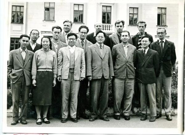 除了科学家，他们还有一个共同身份