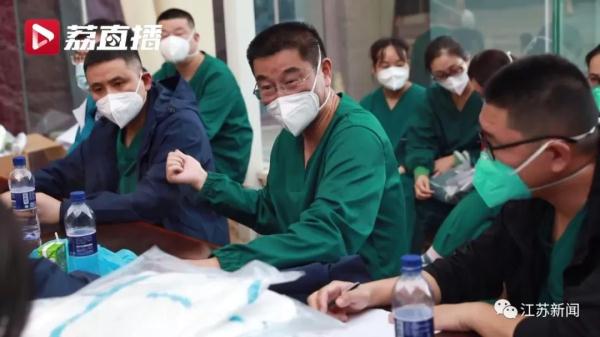 我在10050公里之外,想念家乡的月亮 我在10050公里之外,想念家乡的月亮