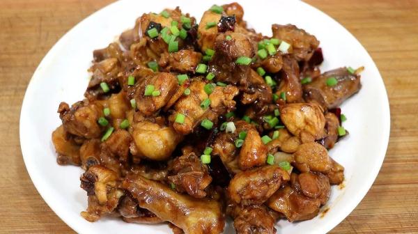 这几种食物不能二次加热，你做对了吗？