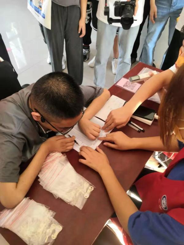 孙家阳报到！