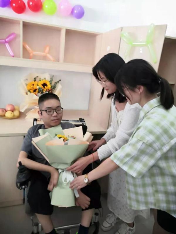 孙家阳报到！