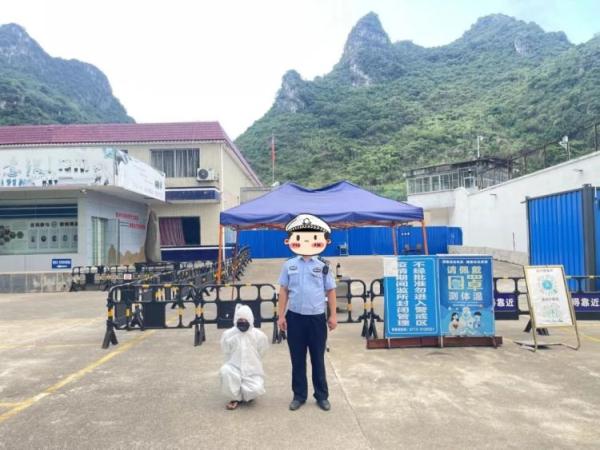 叉车开得好好的，怎么换了辆车就被拘7天？