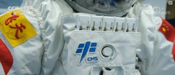 解码舱外航天服：出舱活动的微型航天器