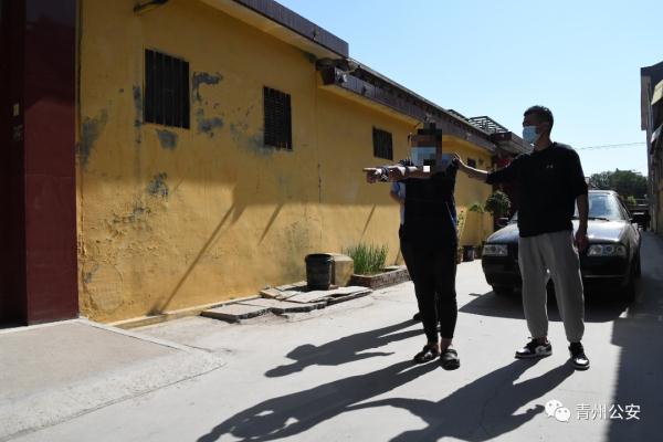 抓捕现场曝光!追凶22年,一个细节暴露! 抓捕现场曝光!追凶22年,一个细节暴露!