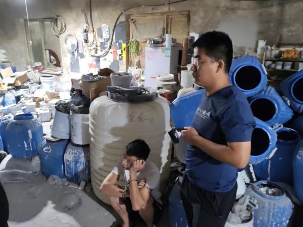 涉案500余万元！重庆警方破获特大假冒注册商标案
