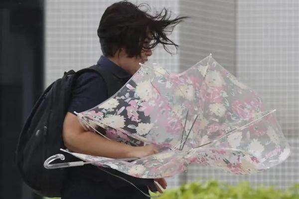 “南玛都”来袭，日本因何拉响最高等级台风警报？