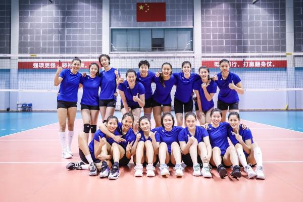 中国女排世锦赛14人名单出炉,3名里约奥运冠军在列 中国女排世锦赛14人名单出炉,3名里约奥运冠军在列