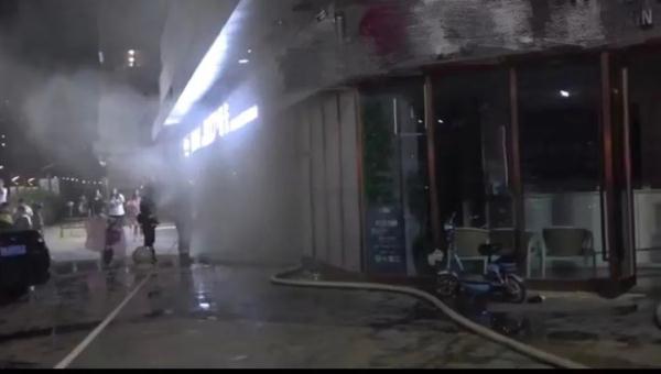 一根小小的艾柱,让美容院冒出火光! 一根小小的艾柱,让美容院冒出火光!