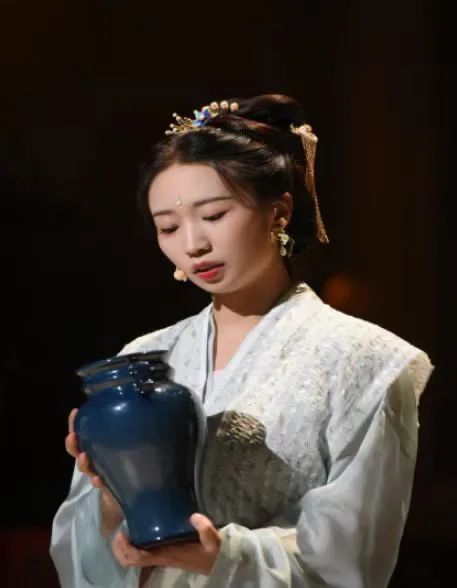 什么叫极致,100幅丝绸面料打造绝美国色宋韵 什么叫极致,100幅丝绸面料打造绝美国色宋韵