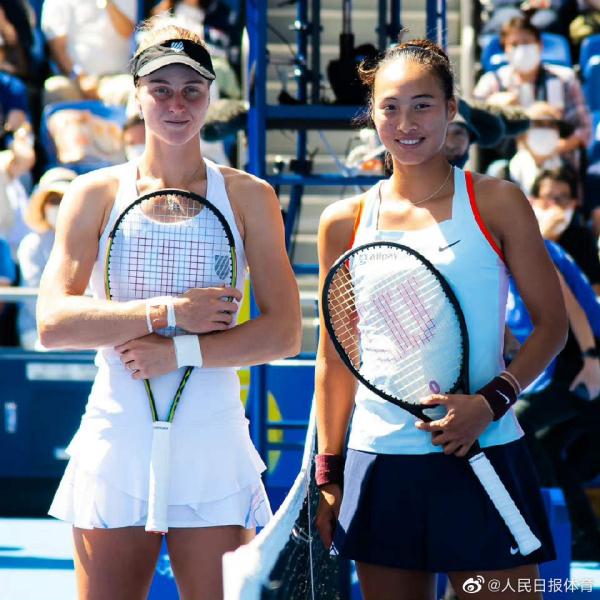 郑钦文获WTA东京赛亚军 无缘巡回赛首冠 郑钦文获WTA东京赛亚军 无缘巡回赛首冠
