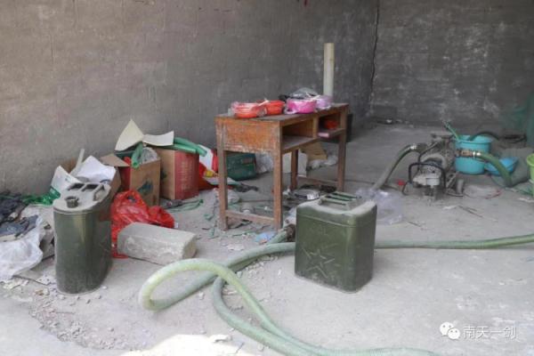 涉案2.6亿元！警方端掉一个“野鸡加油站” 车上设备一应俱全