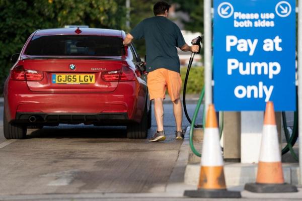 英镑对美元汇率创历史新低 英镑对美元汇率创历史新低