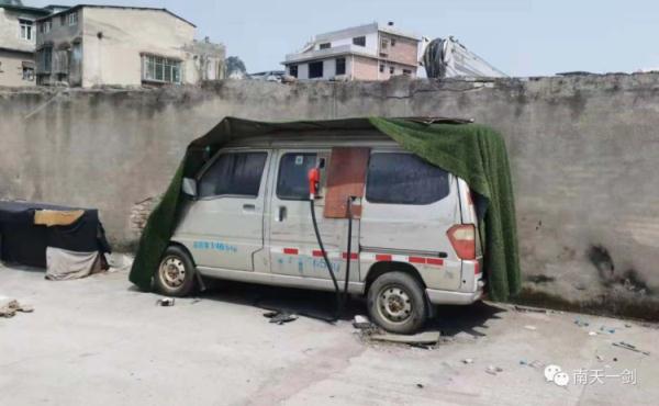 涉案2.6亿元！警方端掉一个“野鸡加油站” 车上设备一应俱全