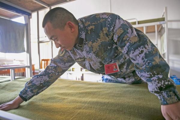 那个北大入伍的年轻人,去了炊事班 那个北大入伍的年轻人,去了炊事班