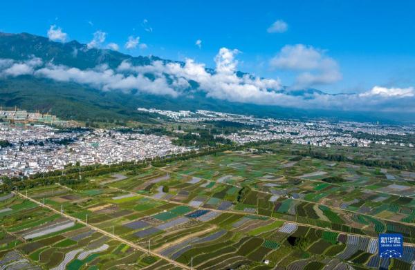 苍山洱海风景如画 苍山洱海风景如画