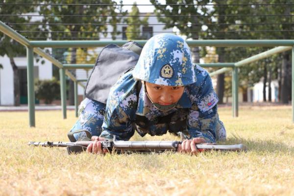 那个北大入伍的年轻人,去了炊事班 那个北大入伍的年轻人,去了炊事班