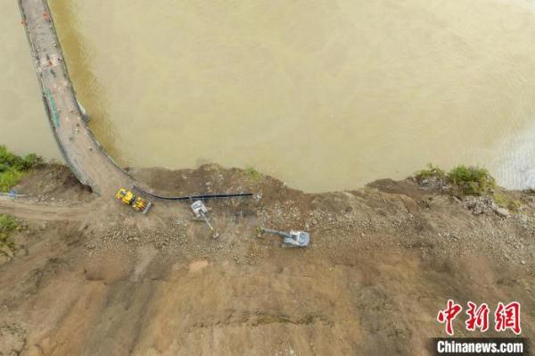 泸定地震受损道路全部抢通应急通道