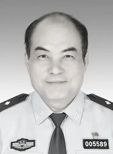泪别战友!陕西潼关县公安局民警汤样锋同志因公殉职 年仅44岁 泪别战友!陕西潼关县公安局民警汤样锋同志因公殉职 年仅44岁