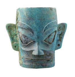 三星堆8号坑“孤品”青铜人头像“赴展记” 三星堆8号坑“孤品”青铜人头像“赴展记”