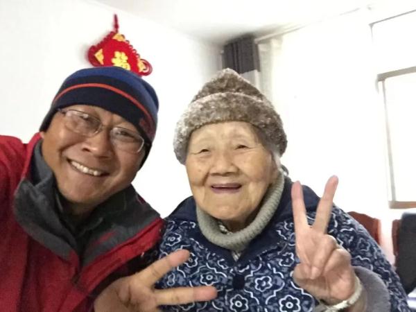 湖南一百岁妈妈离世，儿子一句话让人泪目