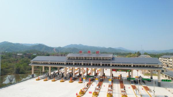 通车啦!这段高速成为江西对接粤港澳大湾区的运输大通道 通车啦!这段高速成为江西对接粤港澳大湾区的运输大通道