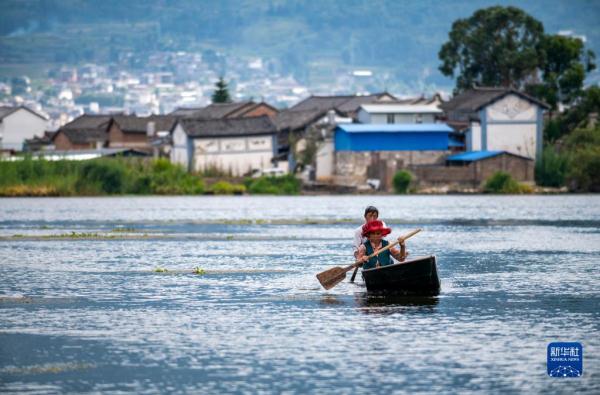 云南大理：洱源西湖风光旖旎