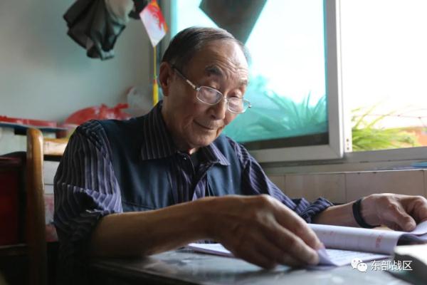 赞！坚持40多年，他为21名烈士正名！