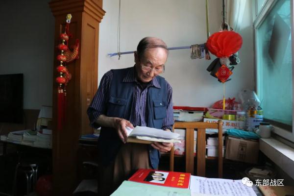 赞！坚持40多年，他为21名烈士正名！