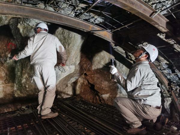 沿线太美!进入西藏墨脱的第二条交通要道主体完工 沿线太美!进入西藏墨脱的第二条交通要道主体完工