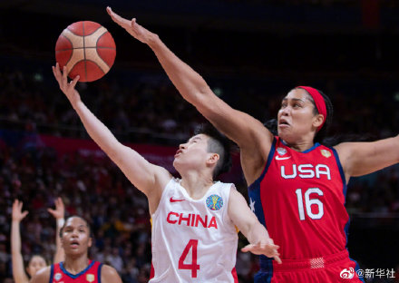 中国女篮夺世界杯亚军