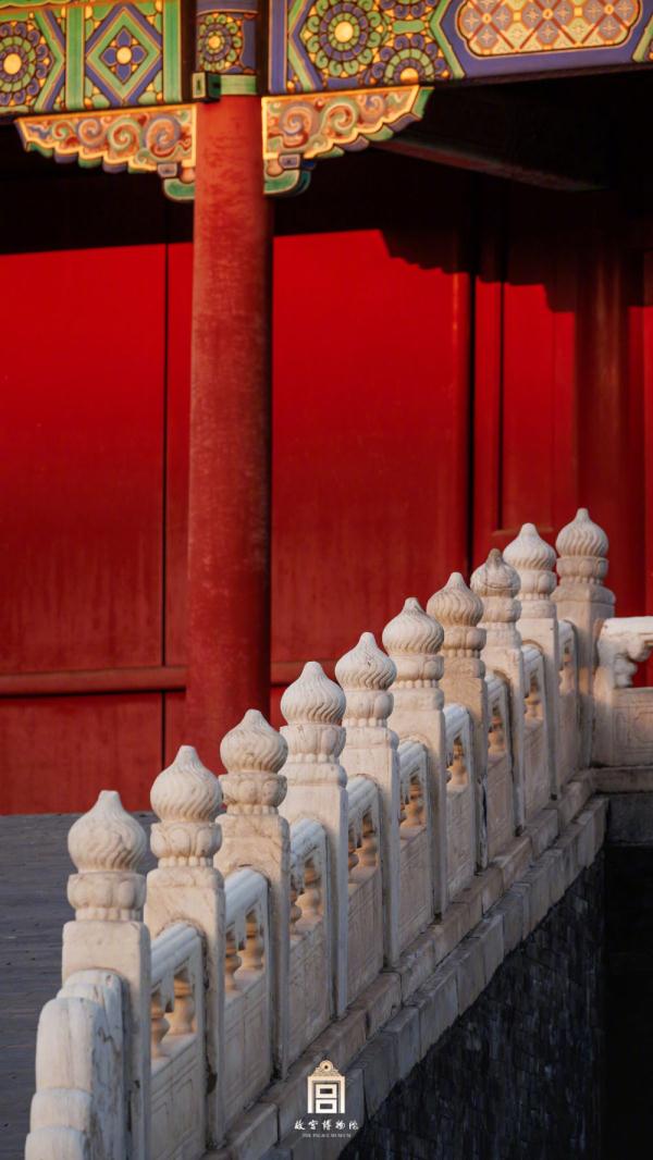 红墙黄瓦美不胜收，故宫高清壁纸上新！