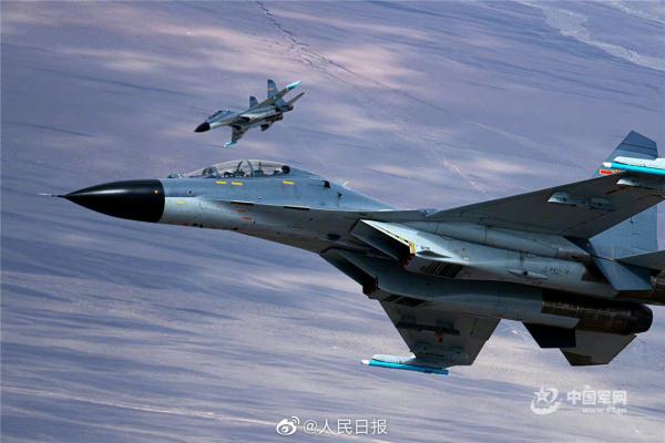 铁翼苍穹！空军战机超燃高清壁纸