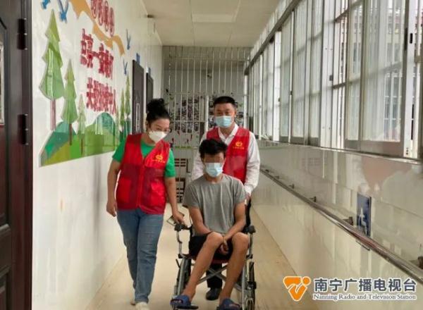 走失17年后,26岁小伙终于找到了家 走失17年后,26岁小伙终于找到了家