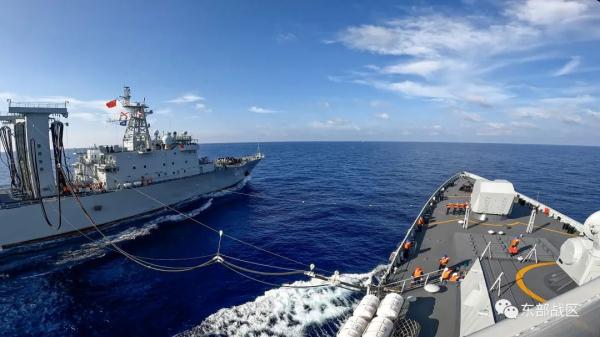 这个女兵太飒了!驾驶战舰到访26国,航迹可绕地球12圈…… 这个女兵太飒了!驾驶战舰到访26国,航迹可绕地球12圈……