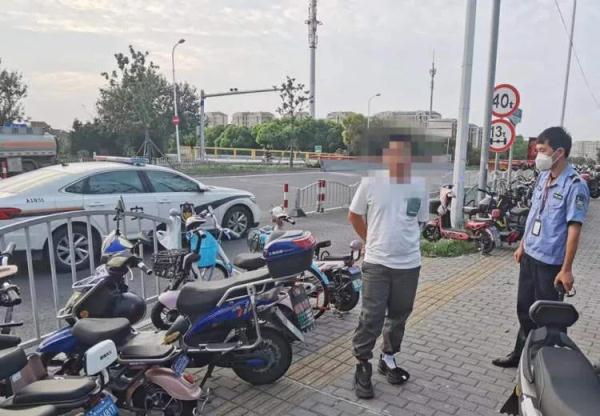 一男子为了能去送外卖，竟连偷4车！