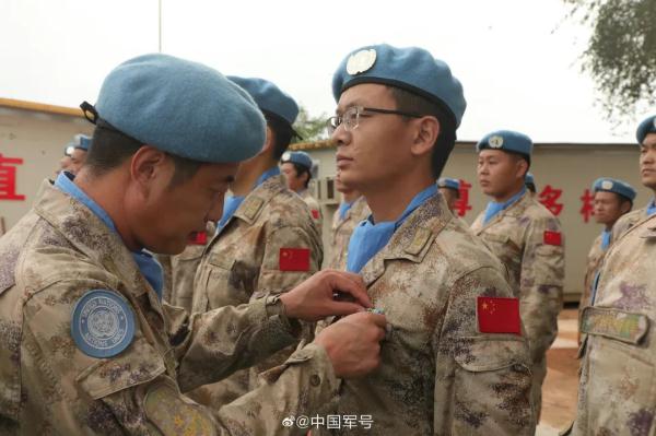 祝贺！为中国蓝盔点赞！