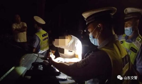 男子遇交警查酒驾，竟谎称“我没有开车”！