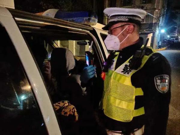 领证前夕,准新娘竟当街被抓!原因惊呆…… 领证前夕,准新娘竟当街被抓!原因惊呆……