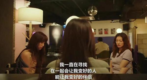 情侣之间到底要不要每天聊天呢…