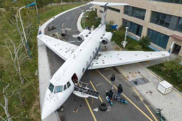 硬核!浙江一高校购买飞机作为教学设备 硬核!浙江一高校购买飞机作为教学设备