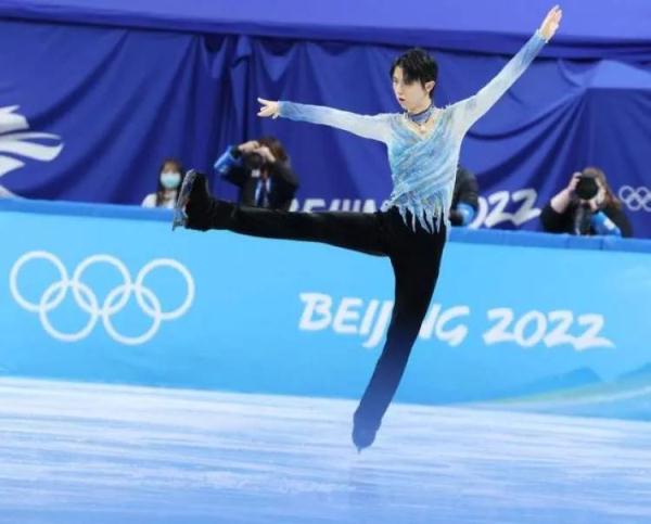 一票难求！羽生结弦完成首次个人公演