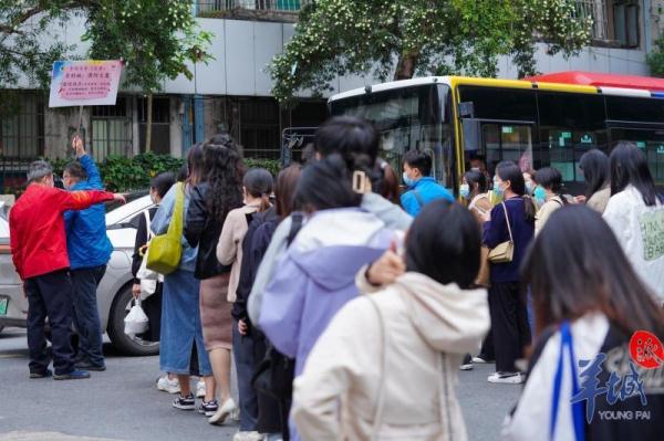 广州单日新增破千，如何减少区域外溢风险？最新回应→