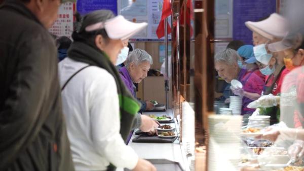 南京玄武区：用“爱心+用心”烹饪“舌尖上的温暖”