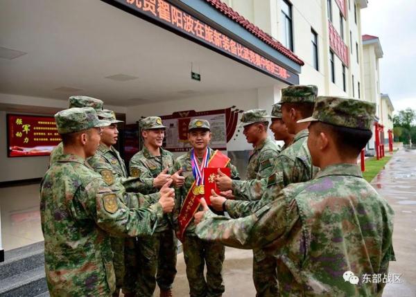 当兵10年，拿了10个第一，他的强军故事好励志