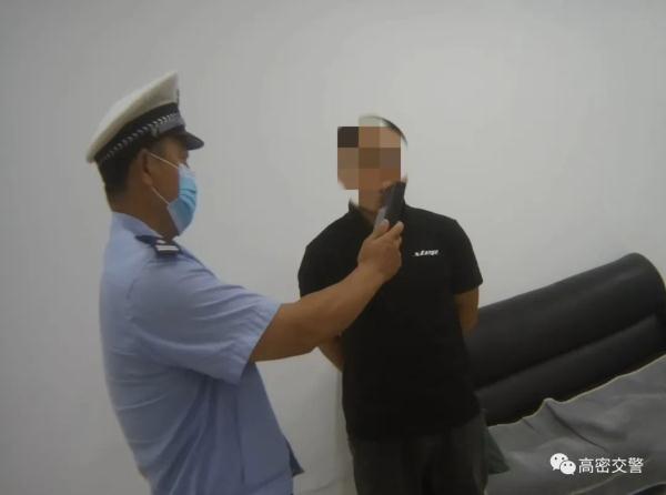 贿赂交警、“自投罗网”……来看酒驾那些奇葩行为! 贿赂交警、“自投罗网”……来看酒驾那些奇葩行为!