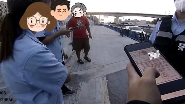 上班期间,民警为何狂打电话? 上班期间,民警为何狂打电话?