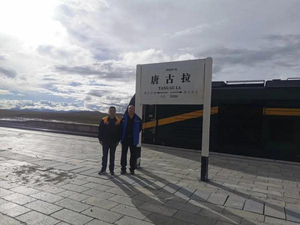 海拔5068米，工作环境比他想象的还要艰苦！