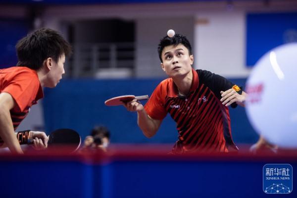 全国乒乓球锦标赛 | 林高远/周启豪男双夺冠