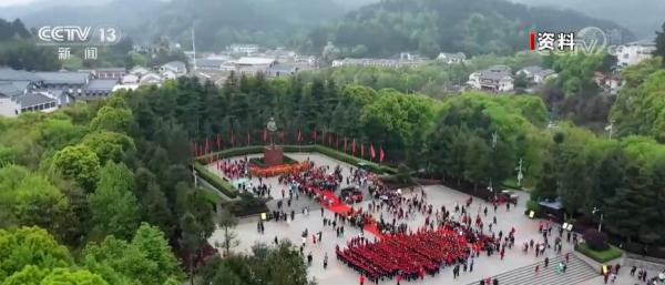 统筹教育资源 小学思政课专职教师配备比例达70%以上