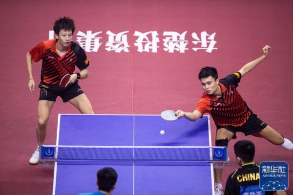 全国乒乓球锦标赛 | 林高远/周启豪男双夺冠
